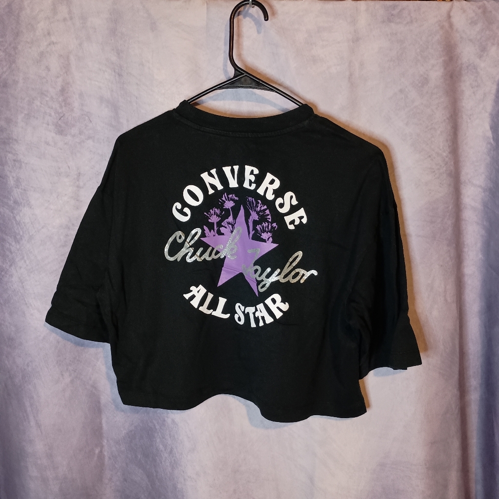 Converse Chuck Taylor All Star Cropped Graphic Tee